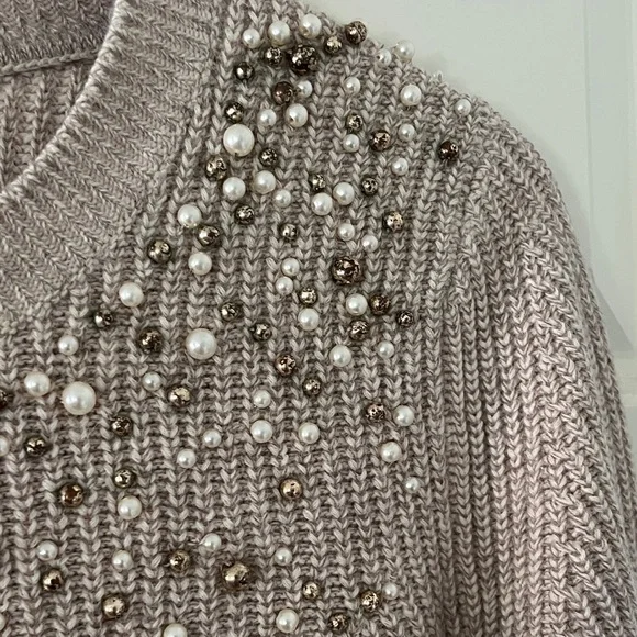 Beaded Sweater - Picture 6 of 7